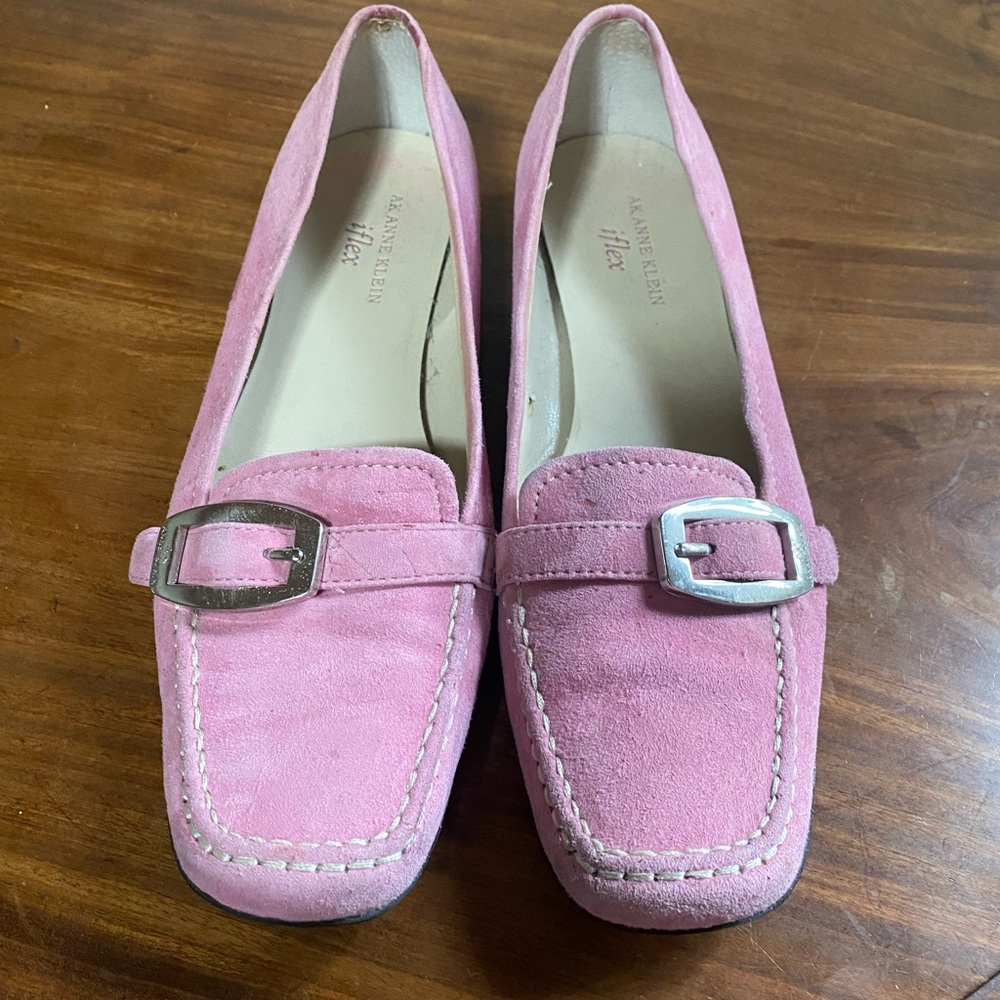AK Anne Klein iflex Pink Suede Flats